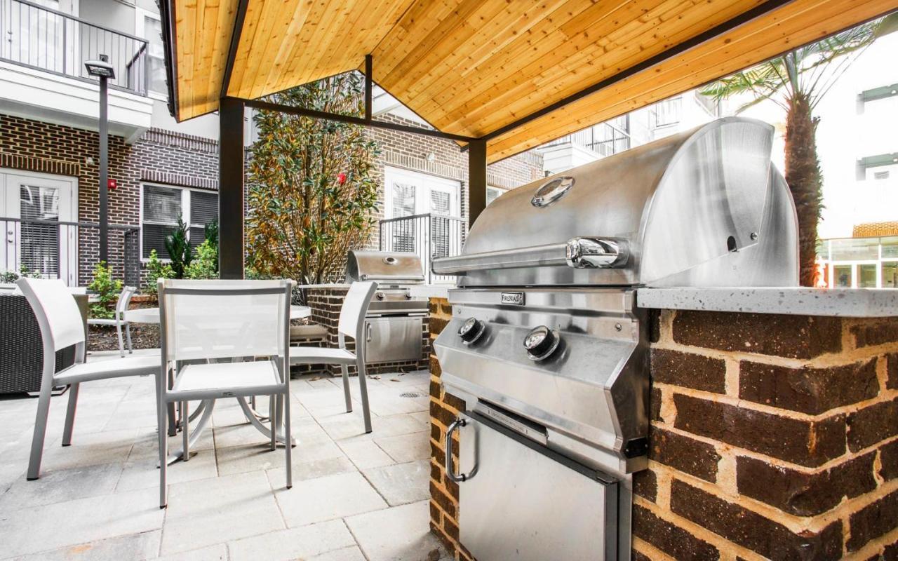 Premium Apartments And Studios At Midtown 205 In Charlotte Luaran gambar